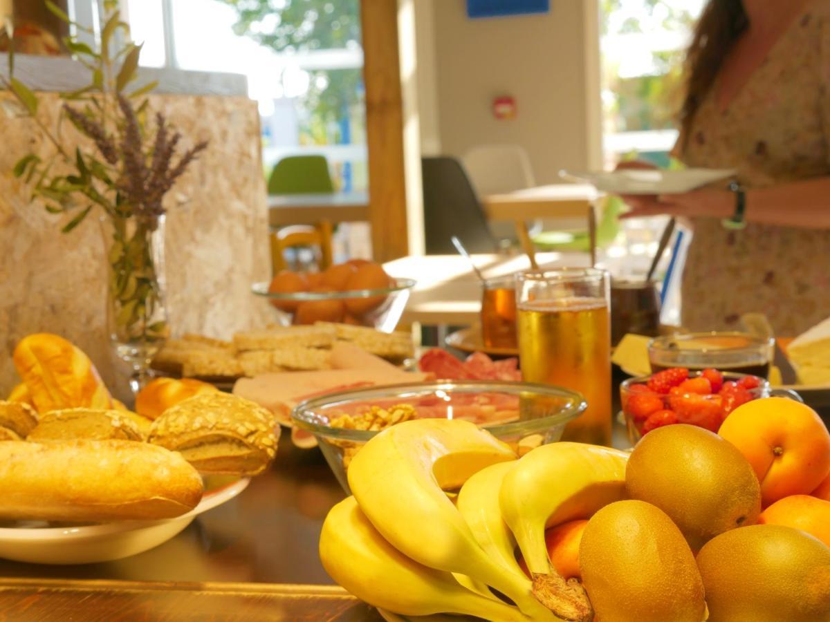 Greet Hotel Marseille Provence Aeroport Βιτρόλ Εξωτερικό φωτογραφία