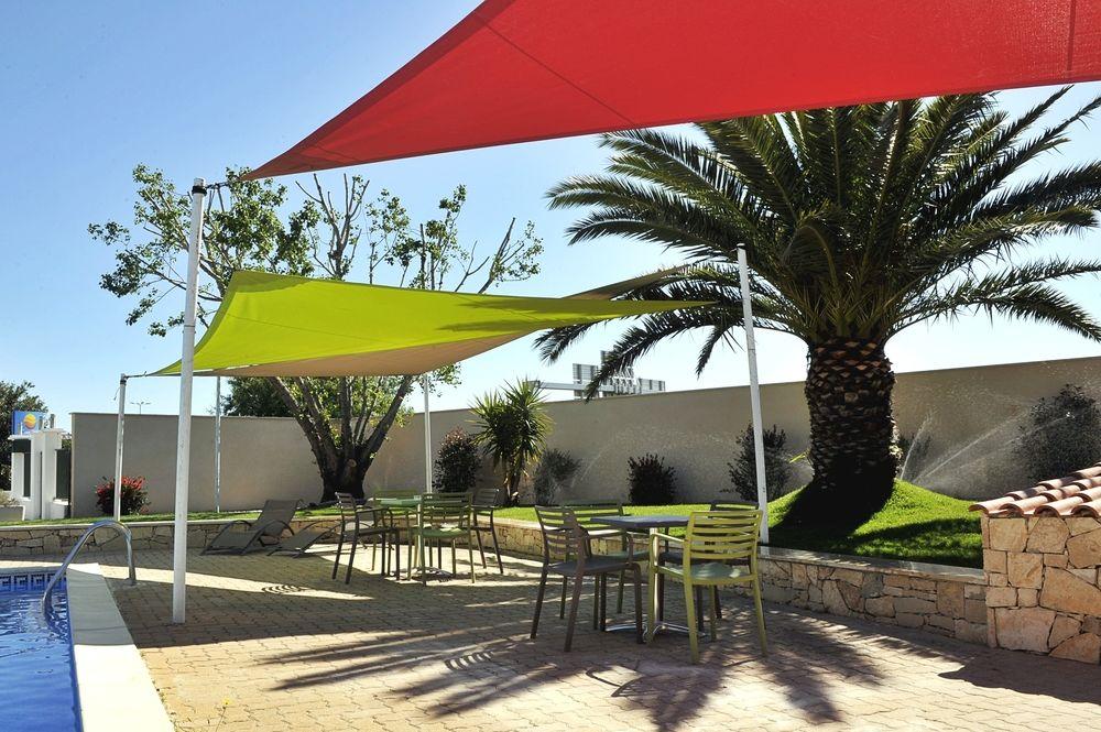 Greet Hotel Marseille Provence Aeroport Βιτρόλ Εξωτερικό φωτογραφία